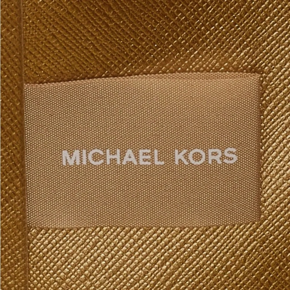 Michael Kors Rose Gold Leather Tassel Tote BRAND NEW NO CALL OUTS - Picture 16 of 16